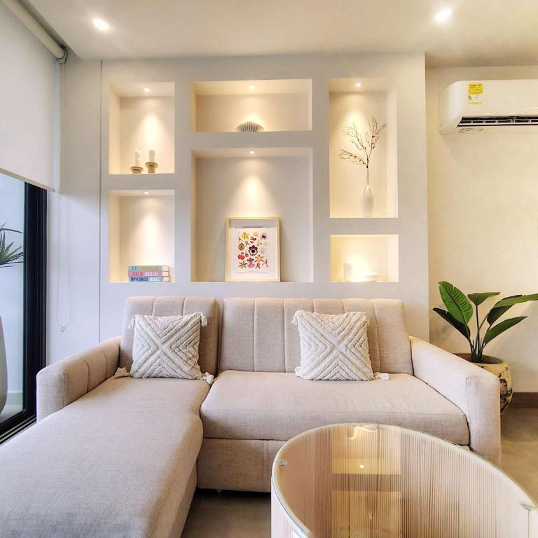 Enchanting 2BR with Balcony in Morros - Two-Bedroom Apartment - 9