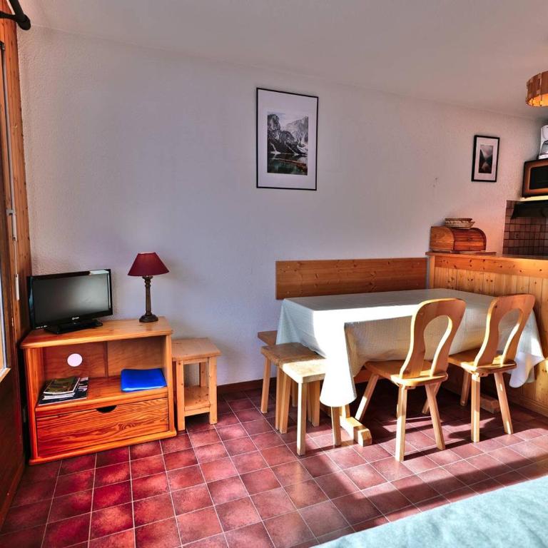 Appartement 2 pièces + coin montagne, balcon sud, au centre du village - FR-1-458-139 - Apartamento - 9