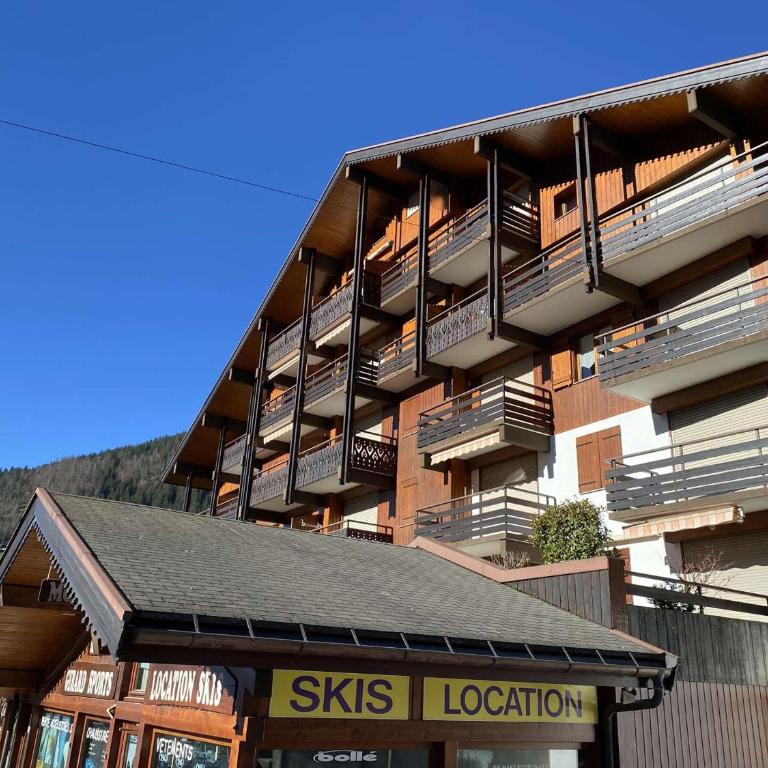 Appartement 2 pièces + coin montagne, balcon sud, au centre du village - FR-1-458-139 - Apartamento - 25