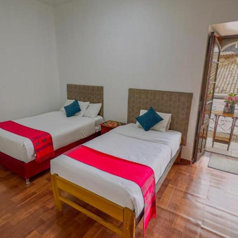 Casona MICA'S HOUSE - Family Room with Balcony - 3