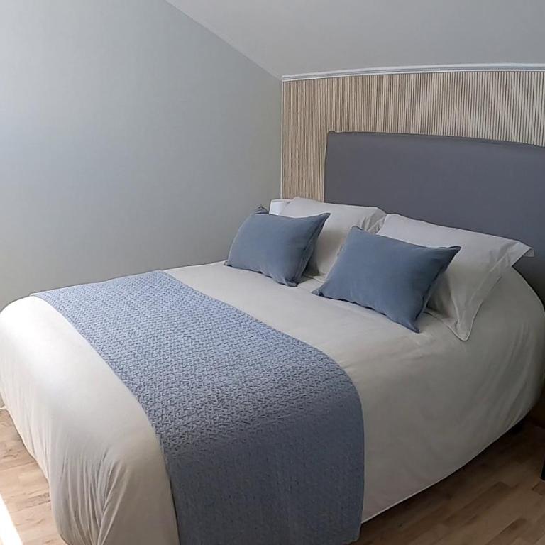 Sweet Frutillar Hostel - Double Room with Shared Bathroom - 2