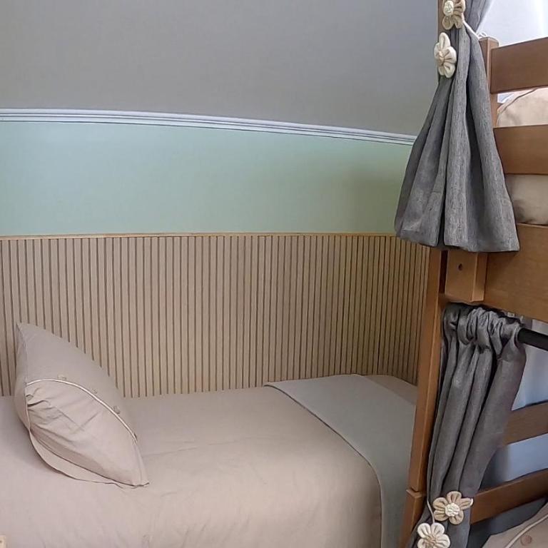 Sweet Frutillar Hostel - Single Bed in Mixed Dormitory Room - 2