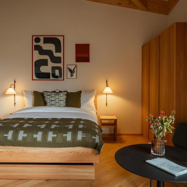 La Senda Smart Hotel Zuoz - Deluxe Doppelzimmer mit Balkon - 1