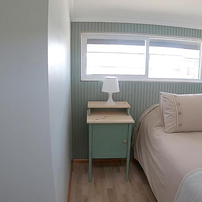 Sweet Frutillar Hostel - Single Room with Shared Bathroom - 1