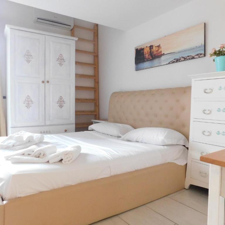 Masaniello Home - Appartamento con 2 Camere da Letto - 1