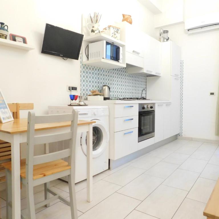 Masaniello Home - Appartamento con 2 Camere da Letto - 19