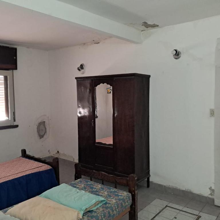 Cosquin centro con 2 cocheras - Casa de 3 dormitorios - 2