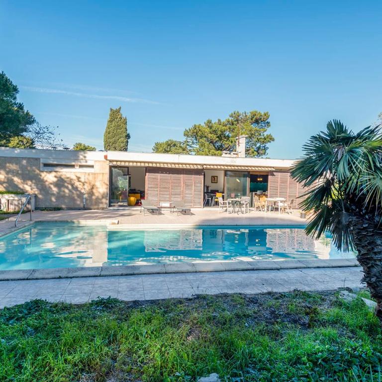 Architect villa pool & peaceful garden - Maison de Vacances - 1