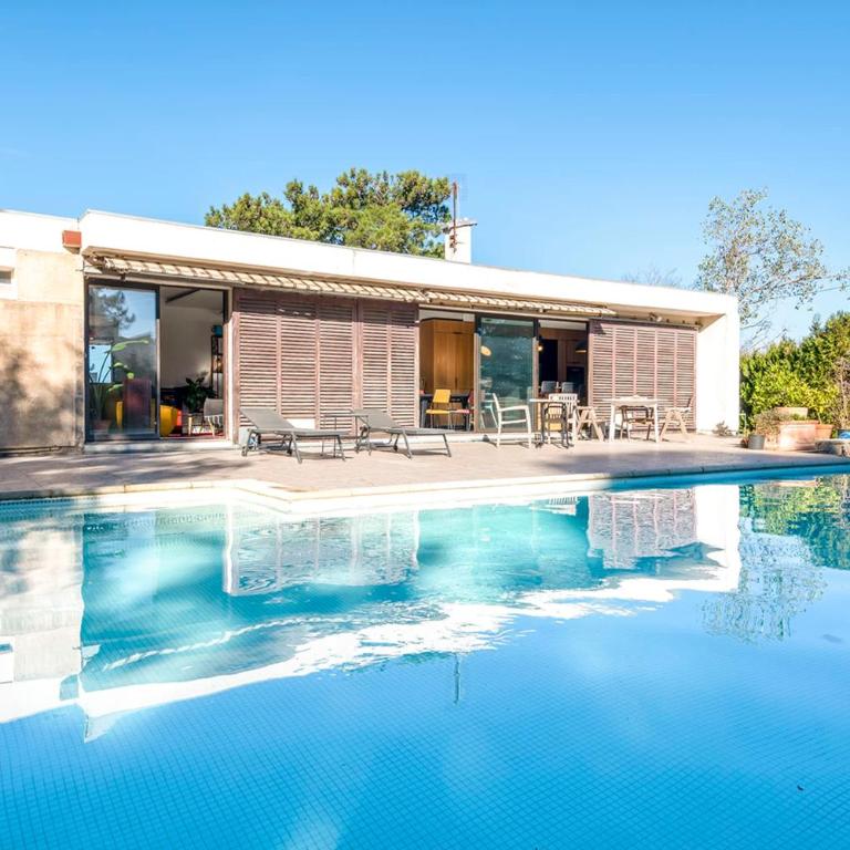 Architect villa pool & peaceful garden - Maison de Vacances - 11