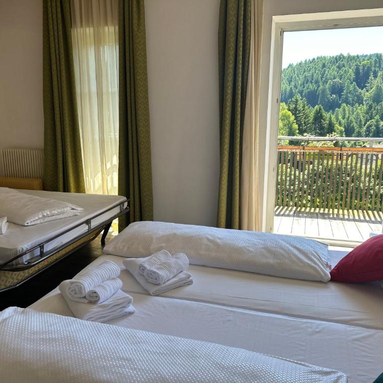 Alpen Eghel Resort & SPA - Camera Quadrupla Standard - 2