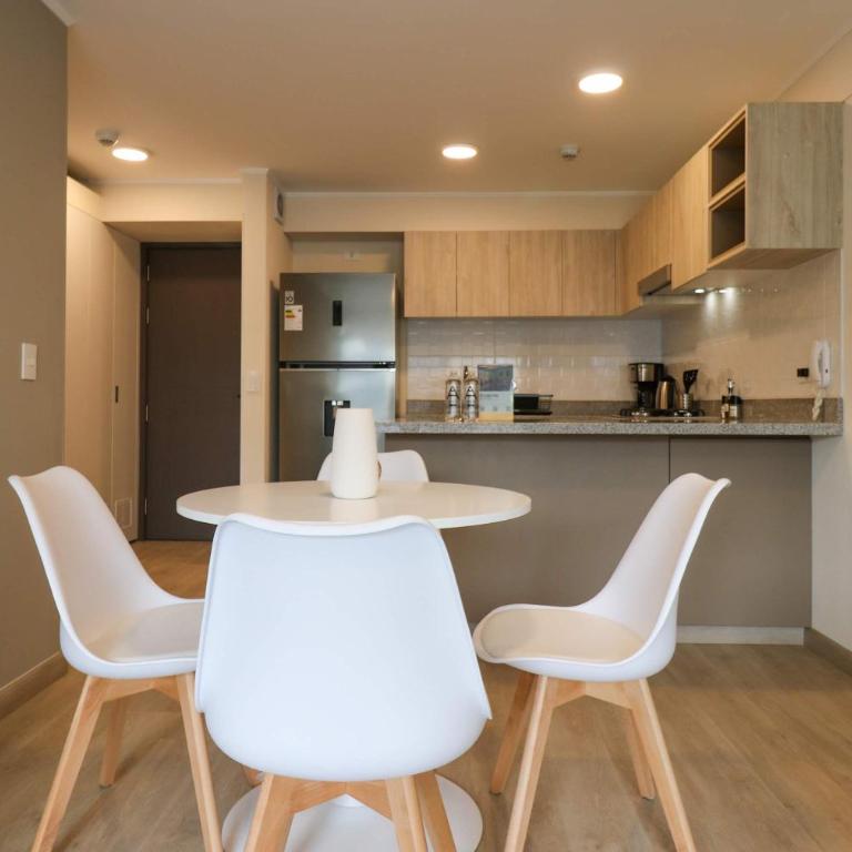 Larco Residence in the Heart of Miraflores by Wynwood House - Two-Room Apartment - 9