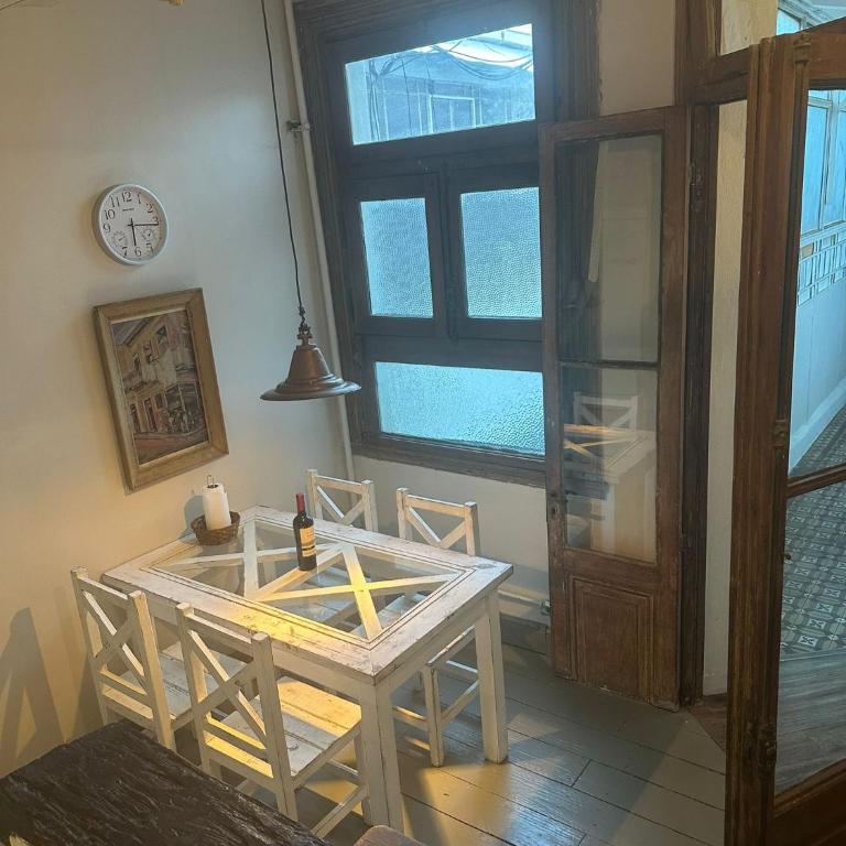 Antique,classy & quiet 3 bedroom and roof terrace apt in the heart of San Telmo - Apartamento - 34