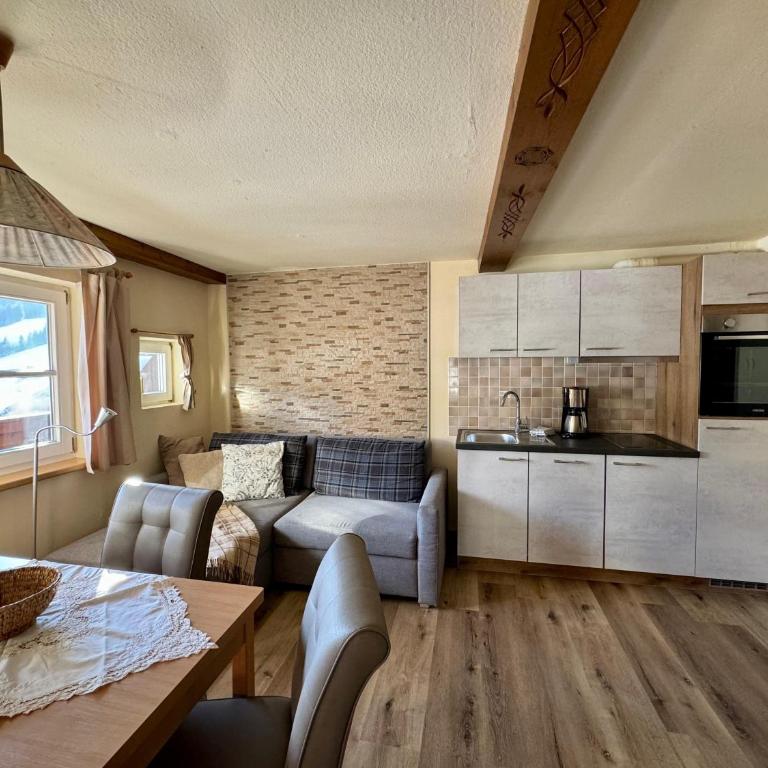 Amosergut Appartements - Apartment mit 1 Schlafzimmer und Balkon - 3