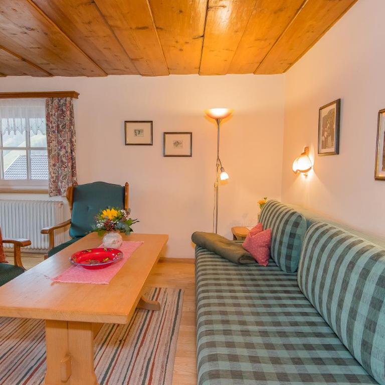 Amosergut Appartements - Apartment mit 2 Schlafzimmern und Balkon - 4