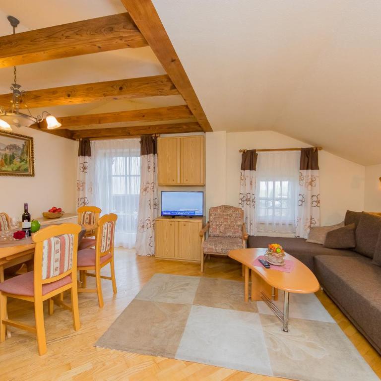 Amosergut Appartements - Apartment mit 2 Schlafzimmern und Balkon - 5