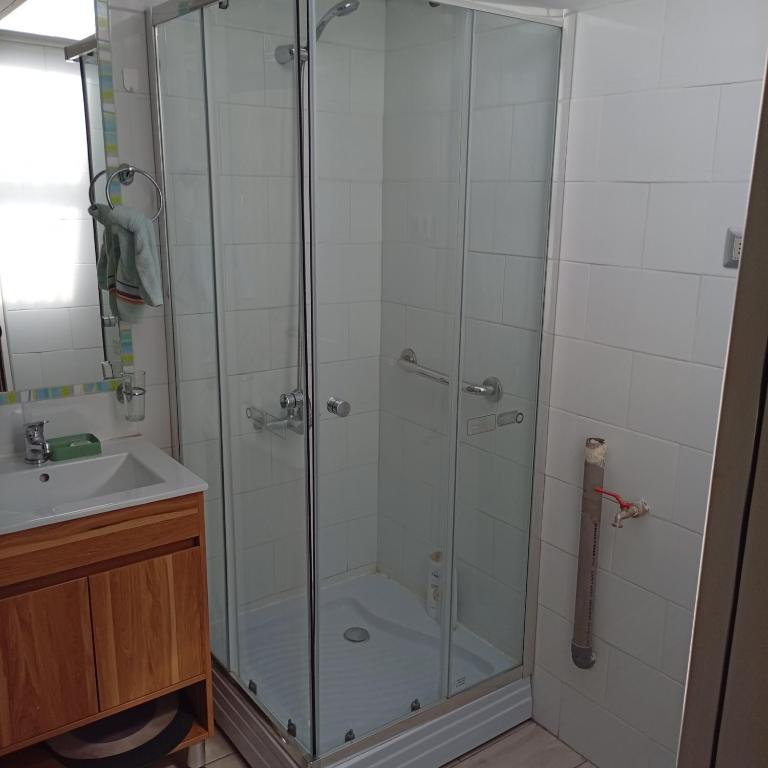 Alojamiento Monitor Huáscar - Habitación Doble - 1