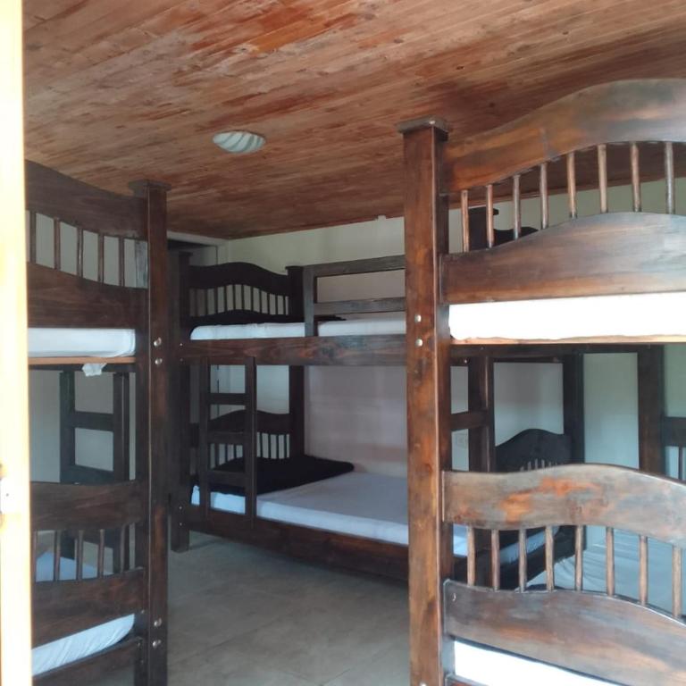 Hostal Hilltop Palomino - Habitación compartida femenina - 6 camas - 4