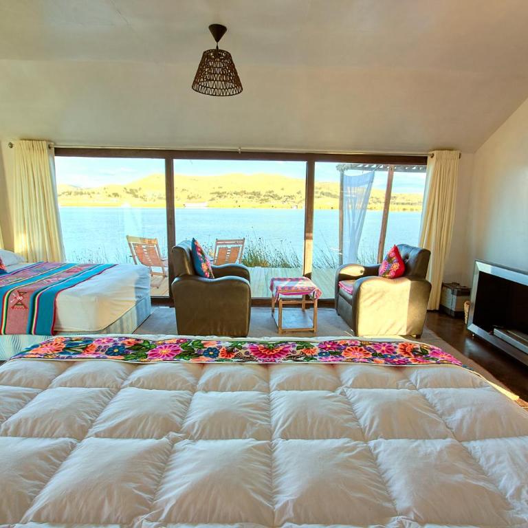 Overwater Titicaca Lodge - Deluxe Double or Twin Room with Lake View - 1