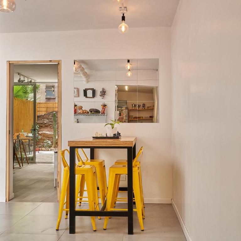 Departamento con patio Bellas Artes - One-Bedroom Apartment - 4