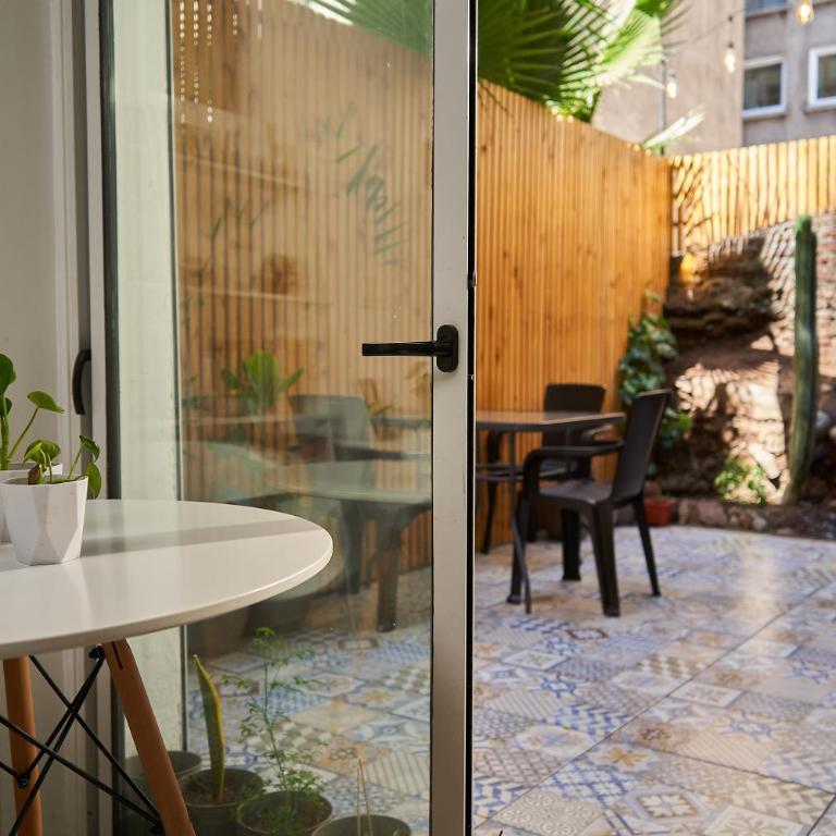Departamento con patio Bellas Artes - One-Bedroom Apartment - 18