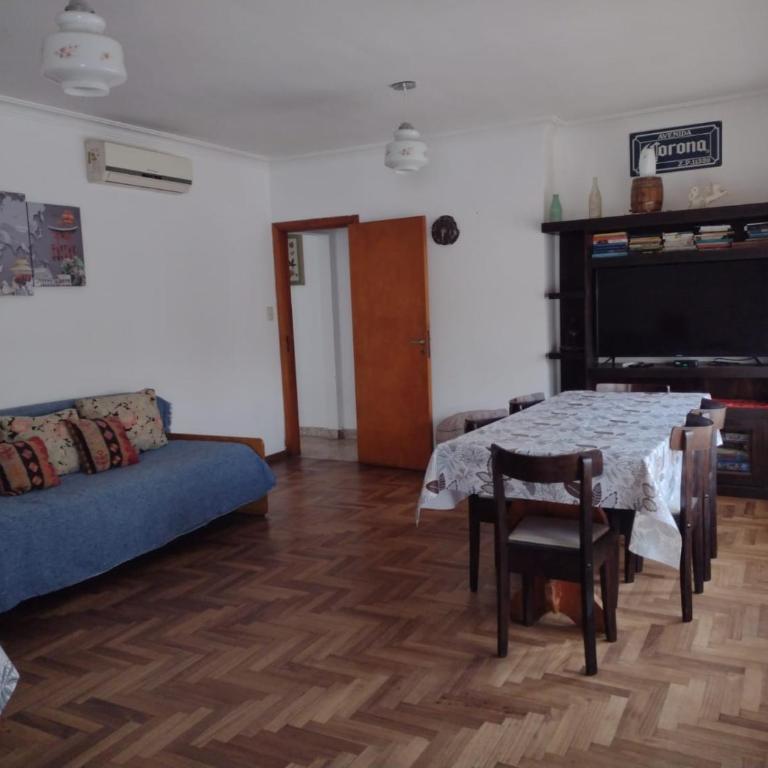 Hermosa Casa zona playa hasta 10 personas - Three-Bedroom House - 4