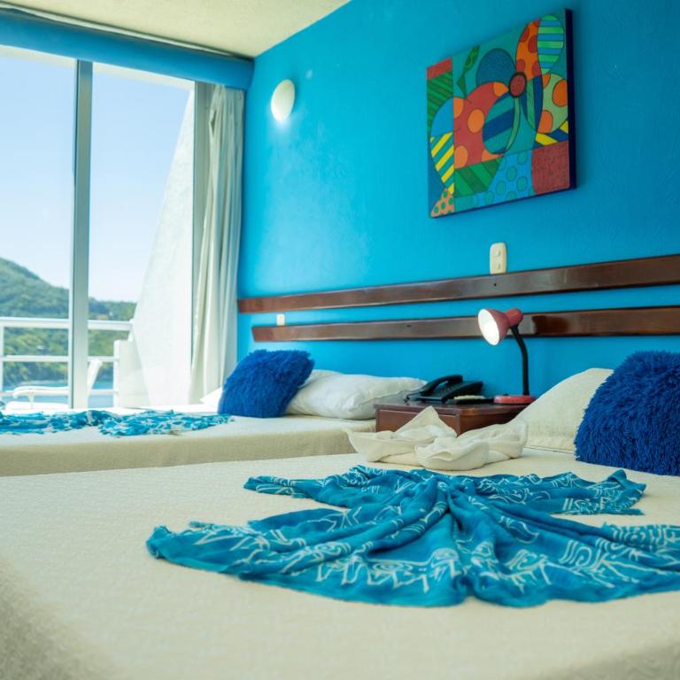 Hotel Bahia Taganga - Habitación Doble Deluxe con balcón y vistas al mar - 6