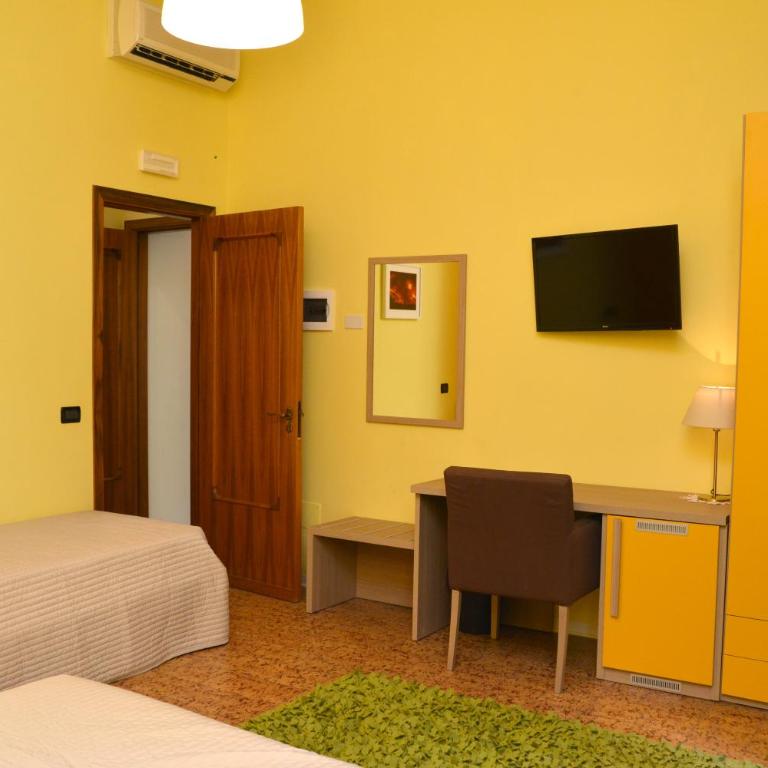 B&B Fiori di Lava - Camera Matrimoniale con Bagno Privato - 3