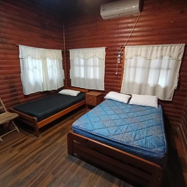 Casa Gigante - Three-Bedroom House - 11