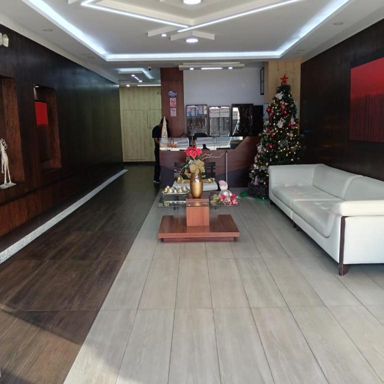 Departamento de 2 dormitorios en el corazón de Quito - Two-Bedroom Apartment - 16