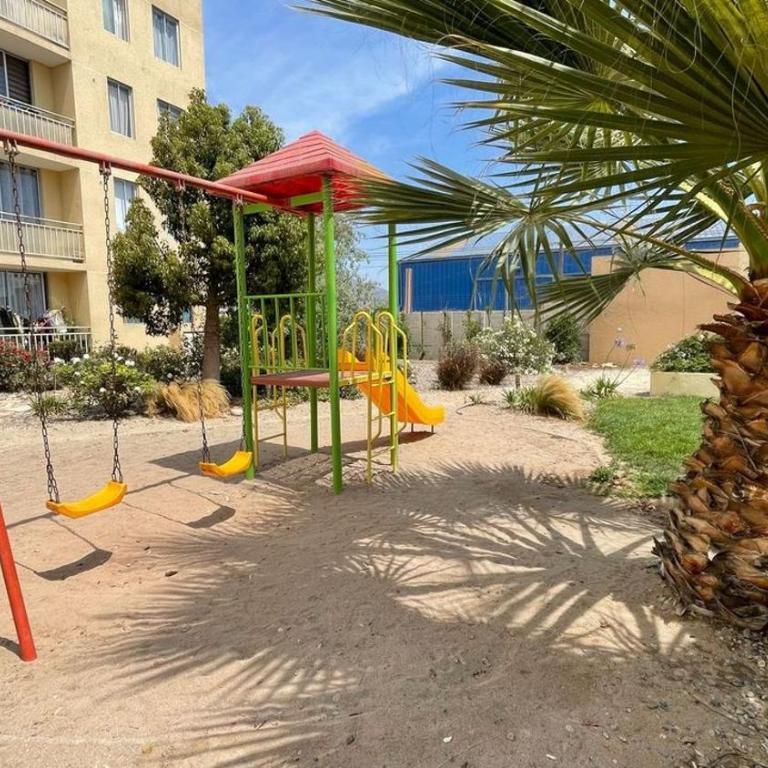 Departamento con piscina cómodo y buena ubicación Somos pet friendly - Two-Bedroom Apartment - 7