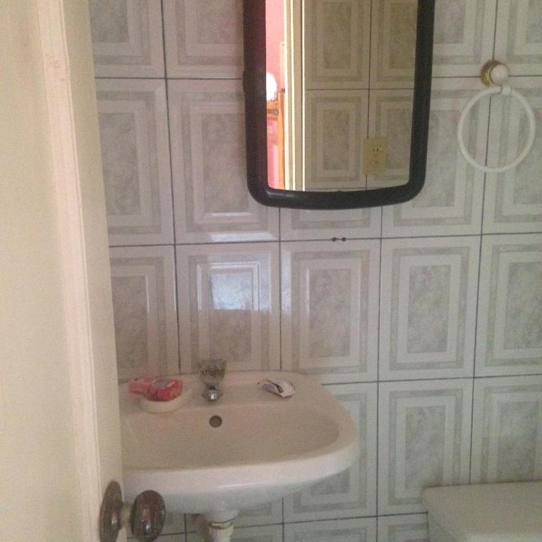 Hostal Camping Beach - Habitación Cuádruple con baño privado - 4