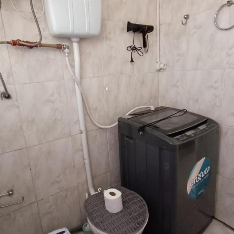 Casa proxima a zona comercial - Two-Bedroom House - 7