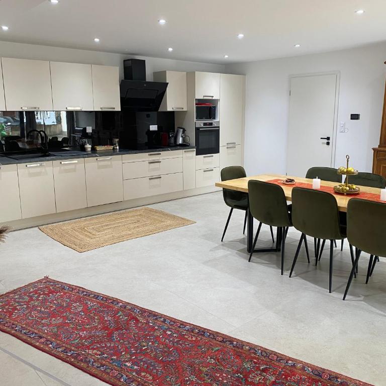 Maison Colmar, spacieuse, accueillante , confortable au calme - Apartment mit 3 Schlafzimmern - 1
