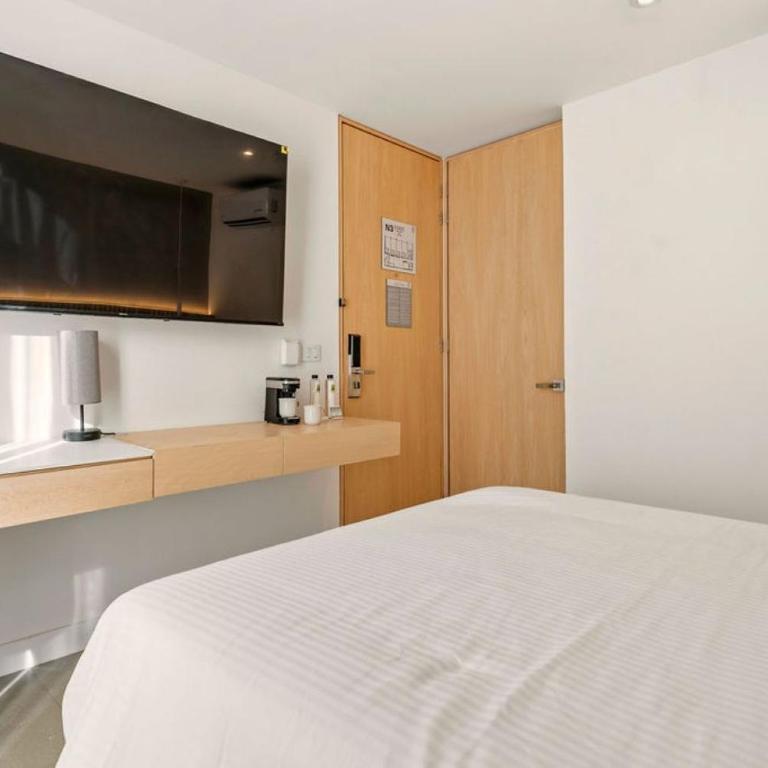 Hotel Alcalà Centro - Standard Queen Room - 3