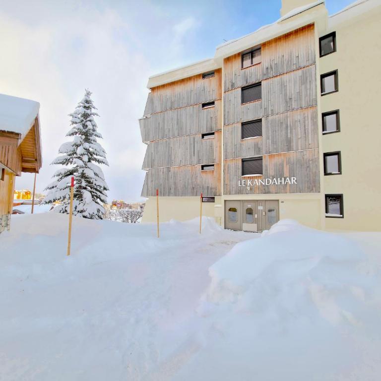 Grand studio - Emplacement idéal pied des pistes - Appartement - Vue sur Ville - 3