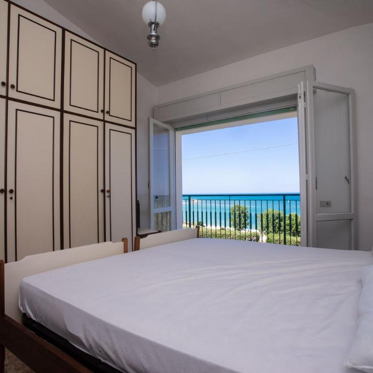 Trilocale vista mare a Numana - Two-Bedroom Apartment - 19