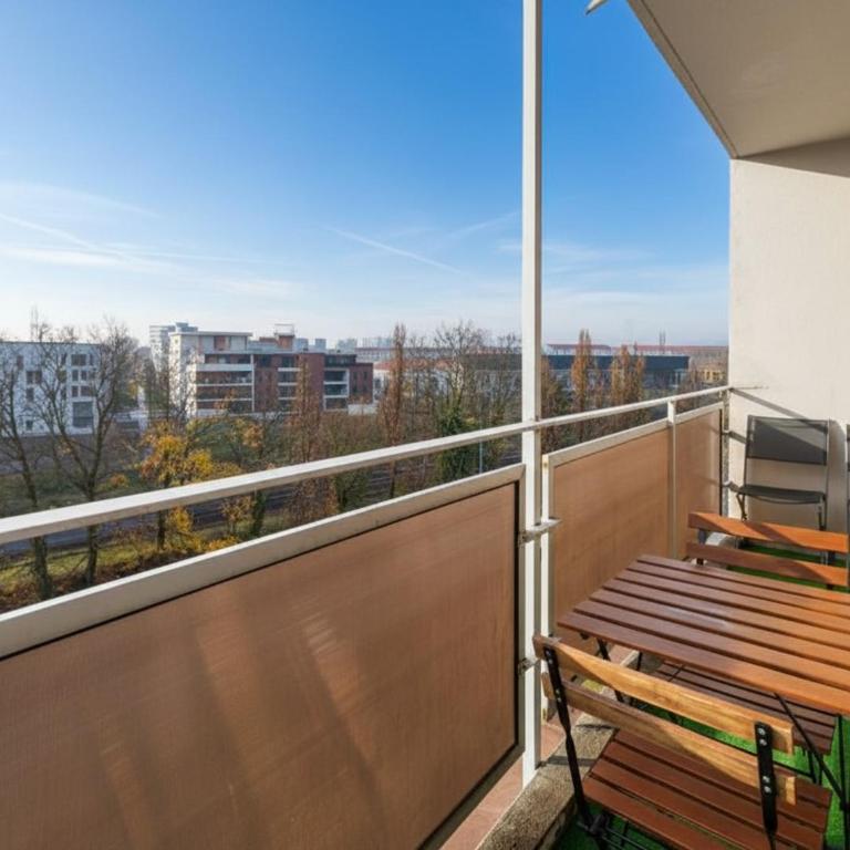 Séjour lumineux T3 moderne, balcon & ascenseur - Apartamento de 2 dormitorios - 12