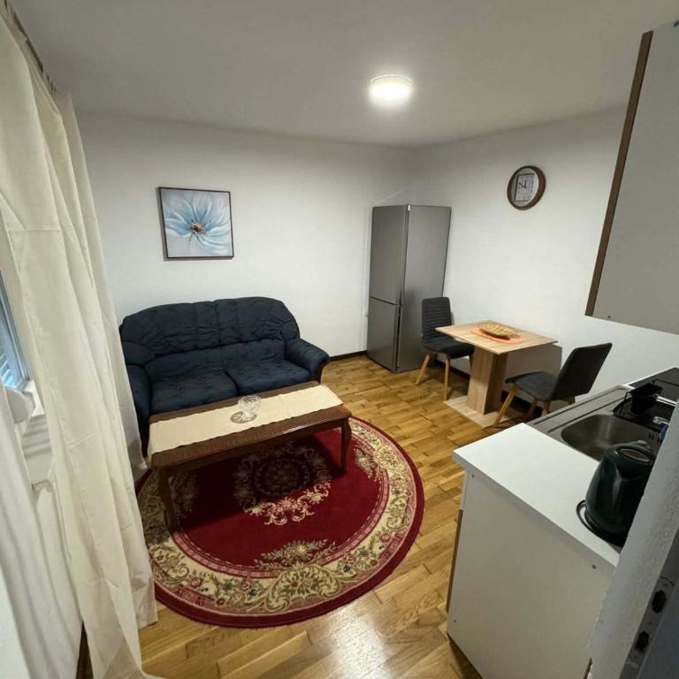 Ma & Ce - One-Bedroom Apartment - 3