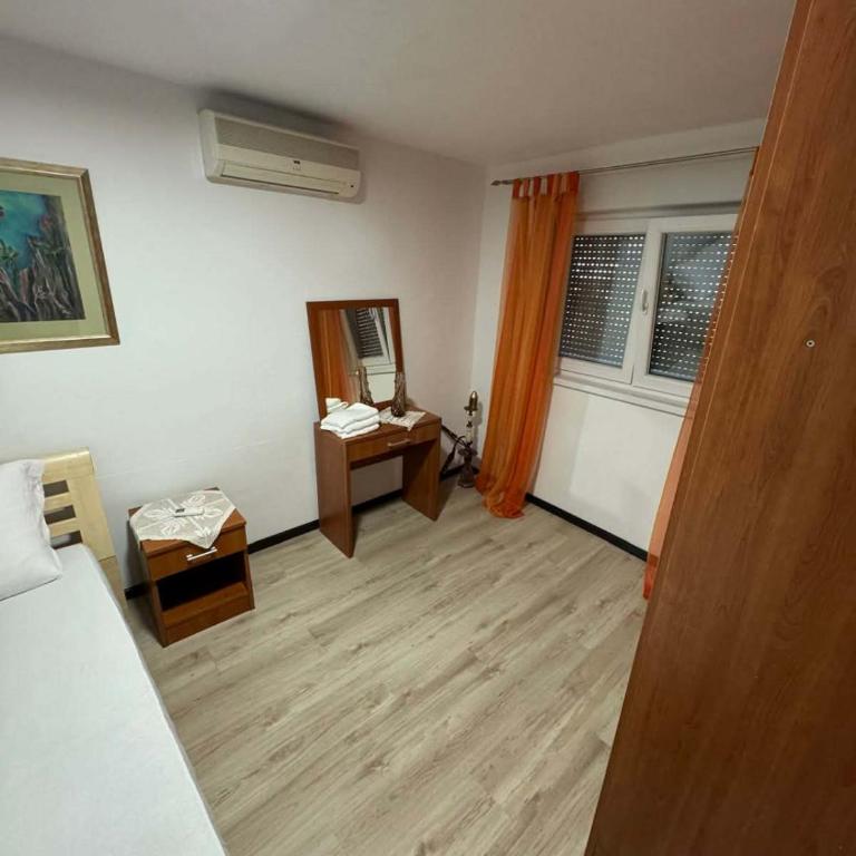 Ma & Ce - Two-Bedroom Apartment - 7