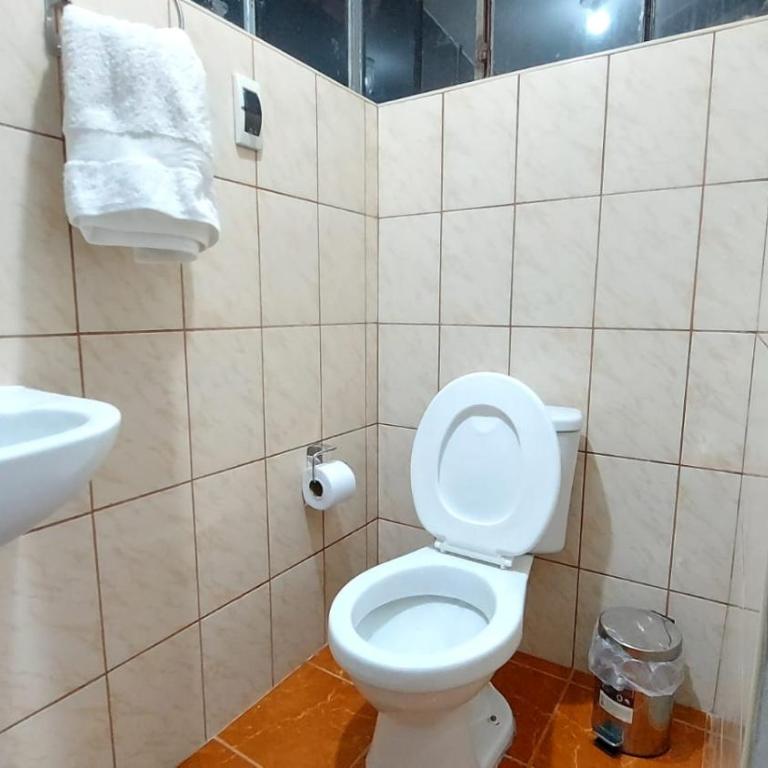 Altos Del Valle - Double Room with Private Bathroom - 6