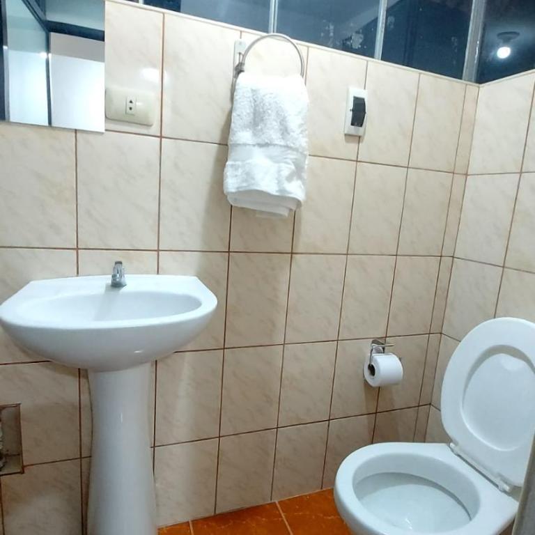 Altos Del Valle - Double Room with Private Bathroom - 8