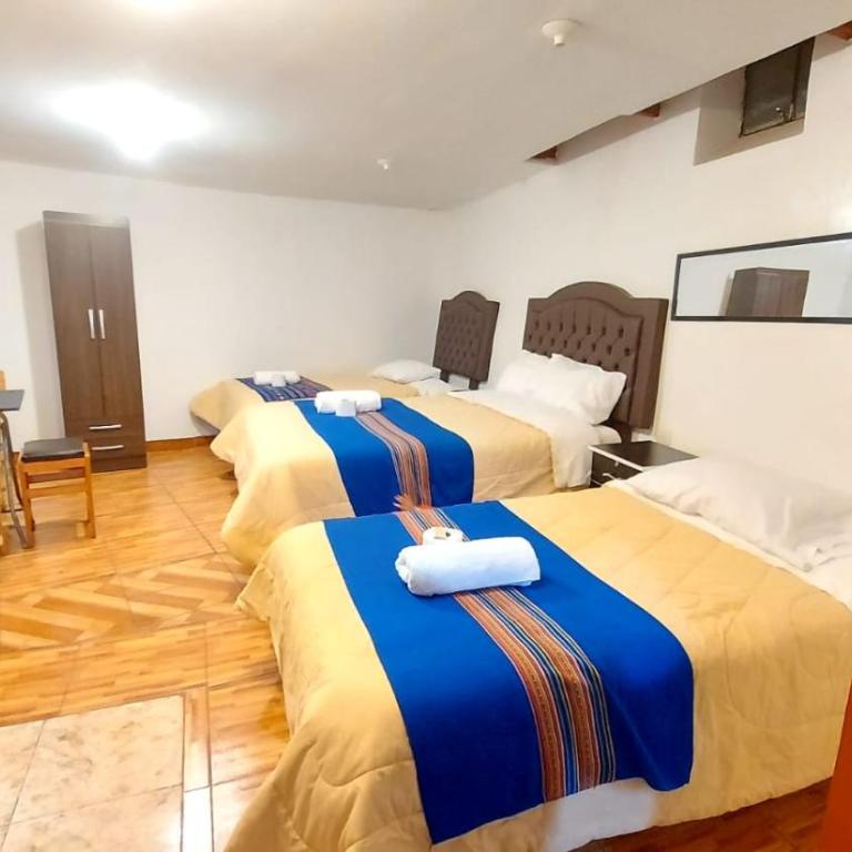 Altos Del Valle - Family Room - 2