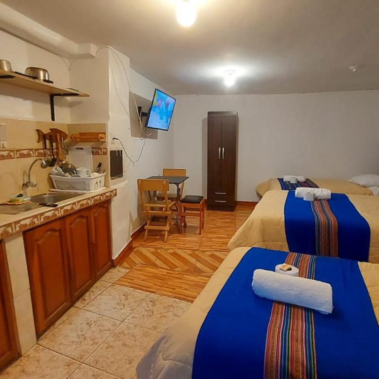 Altos Del Valle - Family Room - 4