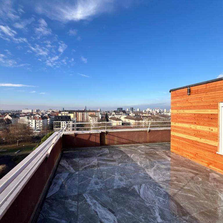 Chalet sur le toit de Strasbourg SPA Cinéma - Apartamento de 1 dormitorio - 9