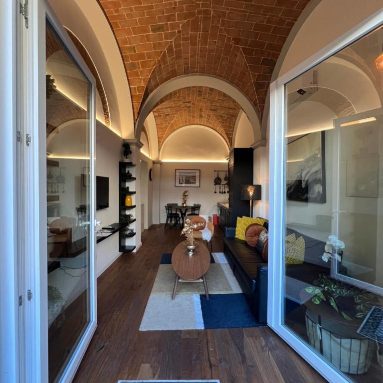 Chic Florence Retreat City Gem - Appartamento con 2 Camere da Letto - 5