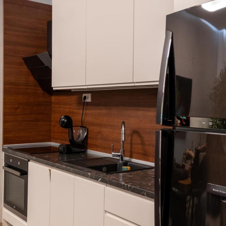 ADA MOMENT Splav- kuca na reci Beograd- Floating House on SAVA RIVER ,Belgrade - Kuća sa 1 Spavaćom Sobom - 7