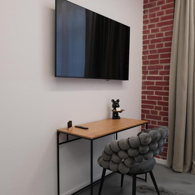 BillHills Boutique & Design Aparthotel - Studio mit Gartenblick - 7