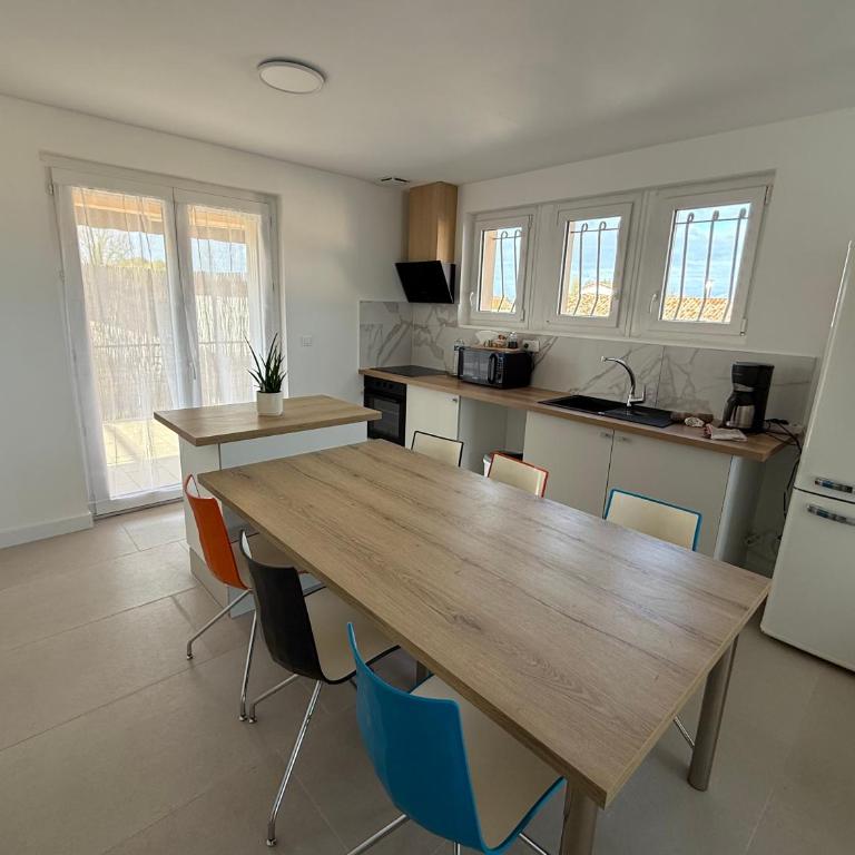 Maison lumineuse et moderne - proche Auchan - Appartement - 4
