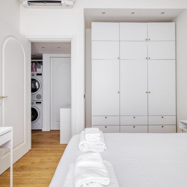 Just Urban Stays - Chic & Stylish apt in City Center - 1 min M2 Metro - Appartamento con 1 Camera da Letto - 15