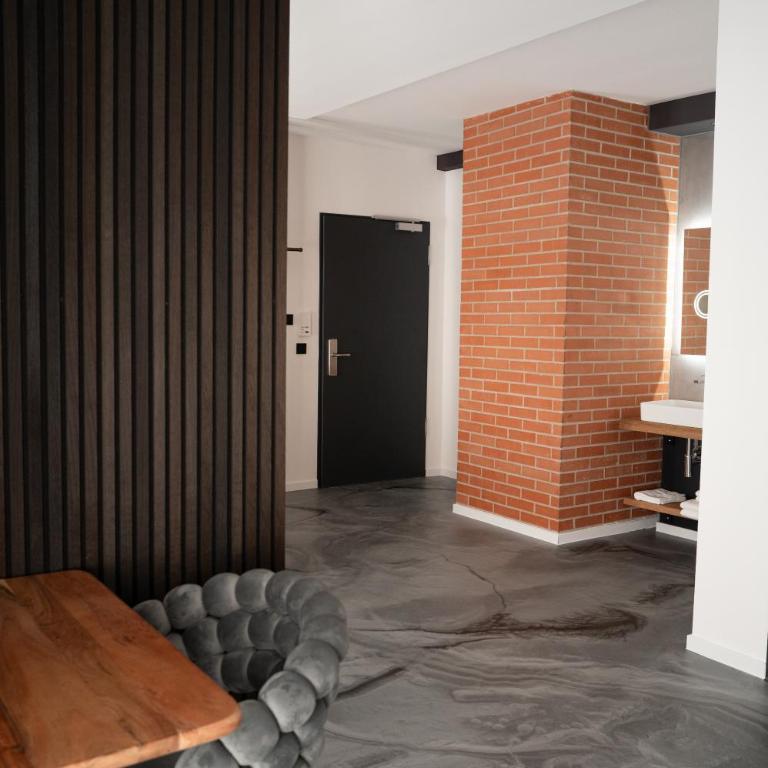 BillHills Boutique & Design Aparthotel - Studio - 9